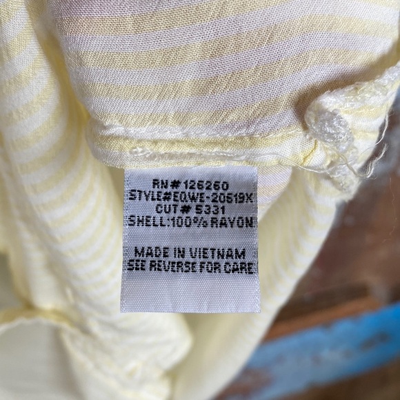 New Leaf White & Yellow Striped Button Down Shirt - Picture 6 of 8